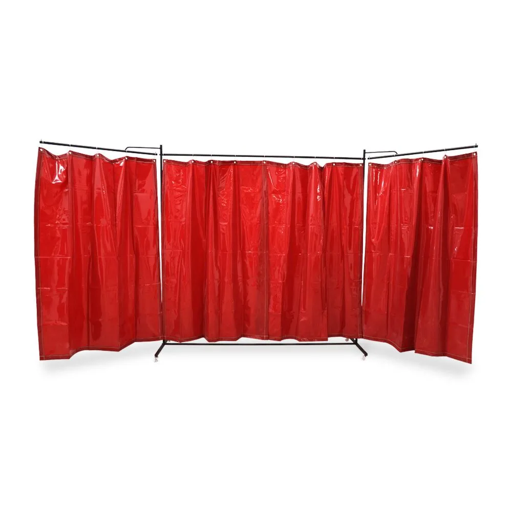 découvrez notre entrepôt ultra-sécurisé équipé d'alarmes sophistiquées et de rideaux blindés pour une protection maximale de vos biens.