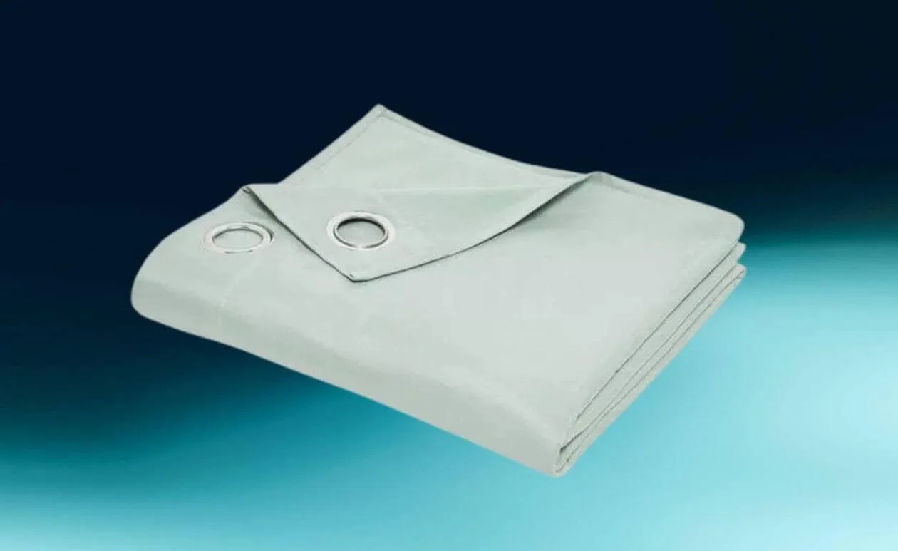 découvrez notre sélection de rideaux thermiques à moins de 20 euros pour garder votre intérieur au chaud tout en réalisant des économies d'énergie.