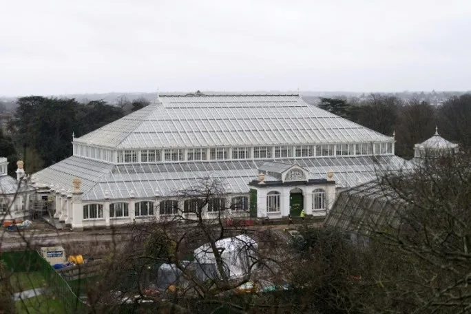 odile delâtre ferme son atelier à château-gontier, marquant la fin d'une belle aventure artistique locale.