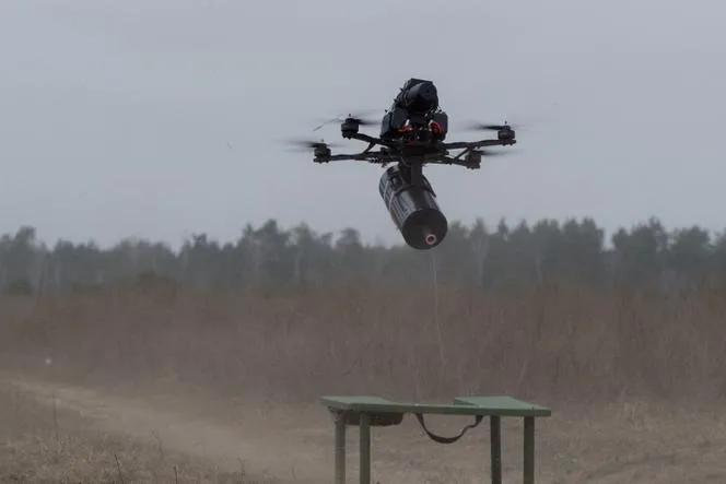 découvrez le nouveau rideau anti-drones déployé en ukraine pour renforcer la sécurité et protéger contre les menaces aériennes non autorisées.